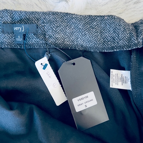 Grey Wool Mini Skirt - High Low Mock Wrap - Very J - SZ S NWT - Picture 4 of 11